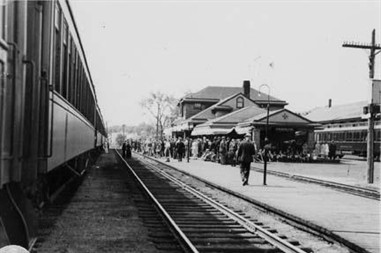 York Street Station, private collection / Gare ferroviaire de la rue York, collection privée